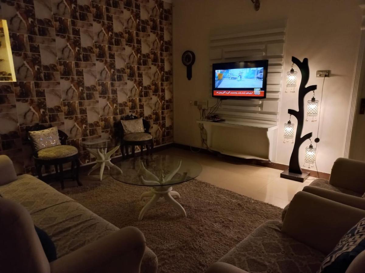 White House Residencia Hotel Rawalpindi Exterior photo
